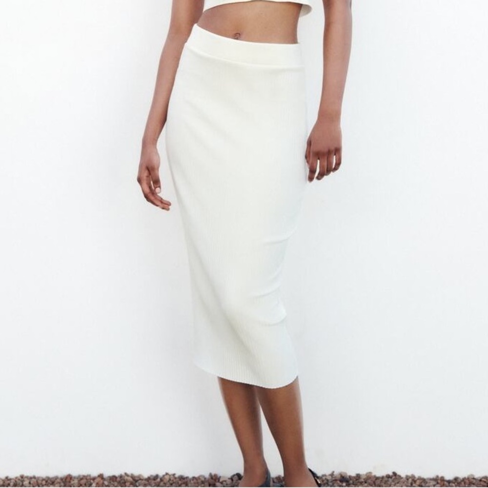 Zara white stretchy ribbed midi skirt - Picture 2 of 5